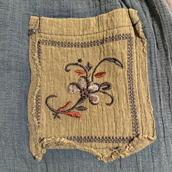 POL Green Embroidered Wide Leg Pants - Picture 8 of 12